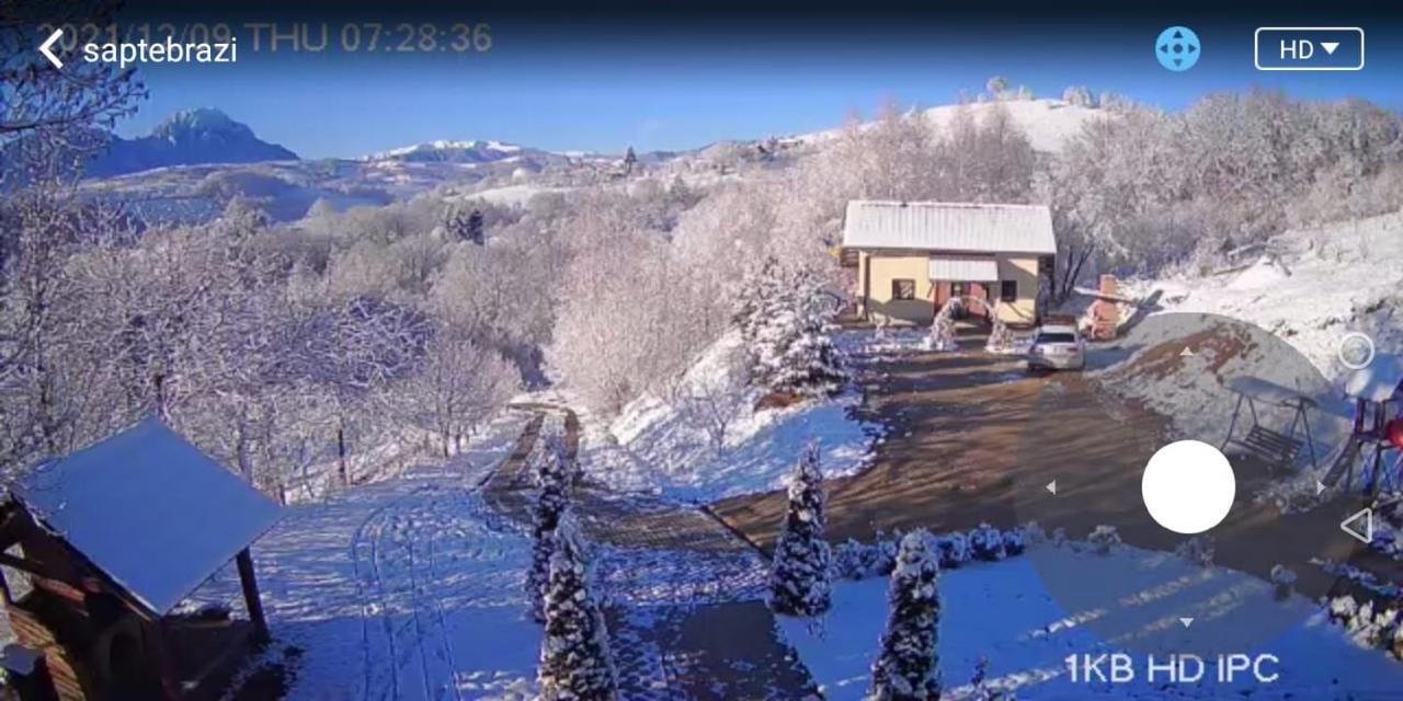 Cabana 7 Brazi Poiana Mărului Esterno foto