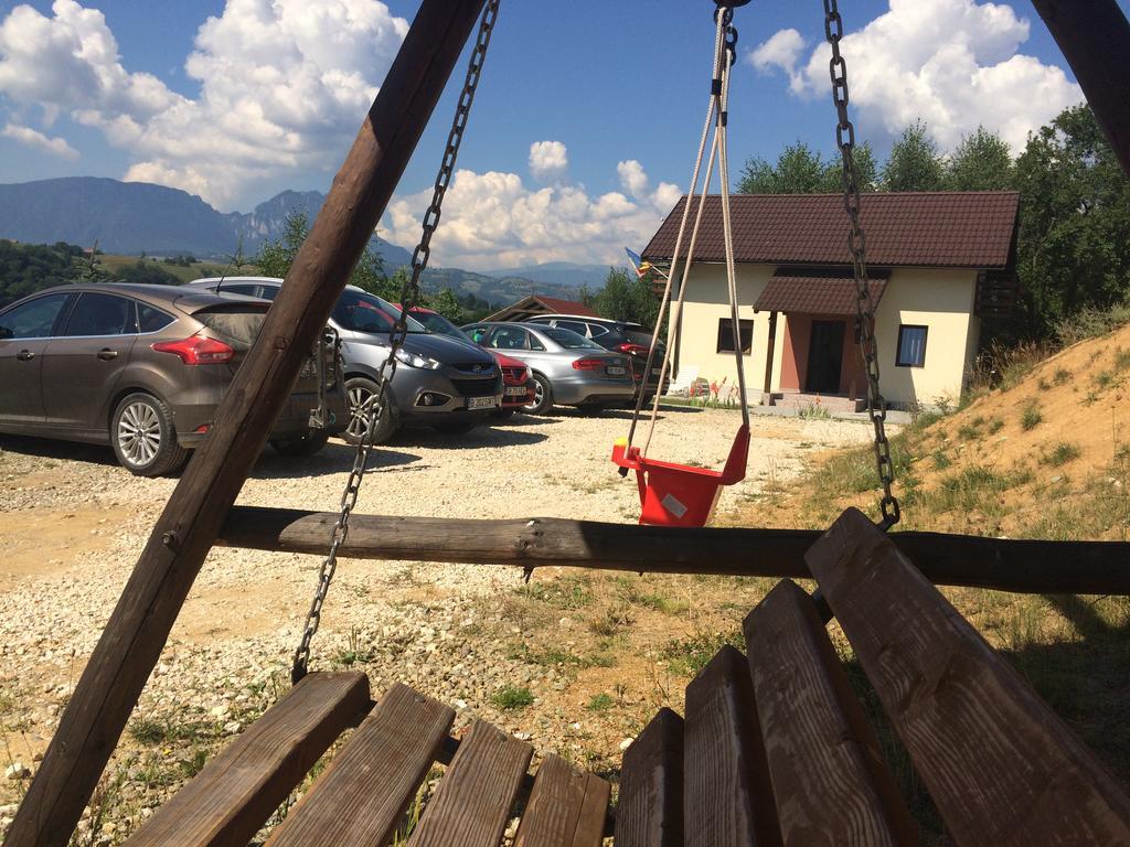 Cabana 7 Brazi Poiana Mărului Esterno foto