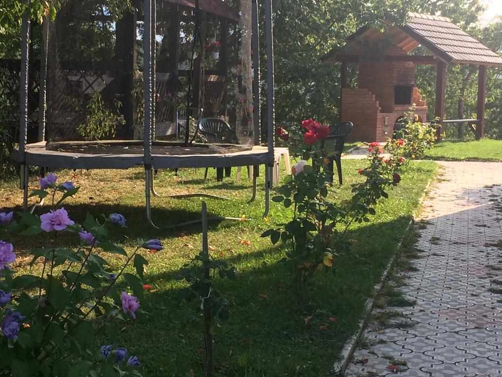 Cabana 7 Brazi Poiana Mărului Esterno foto